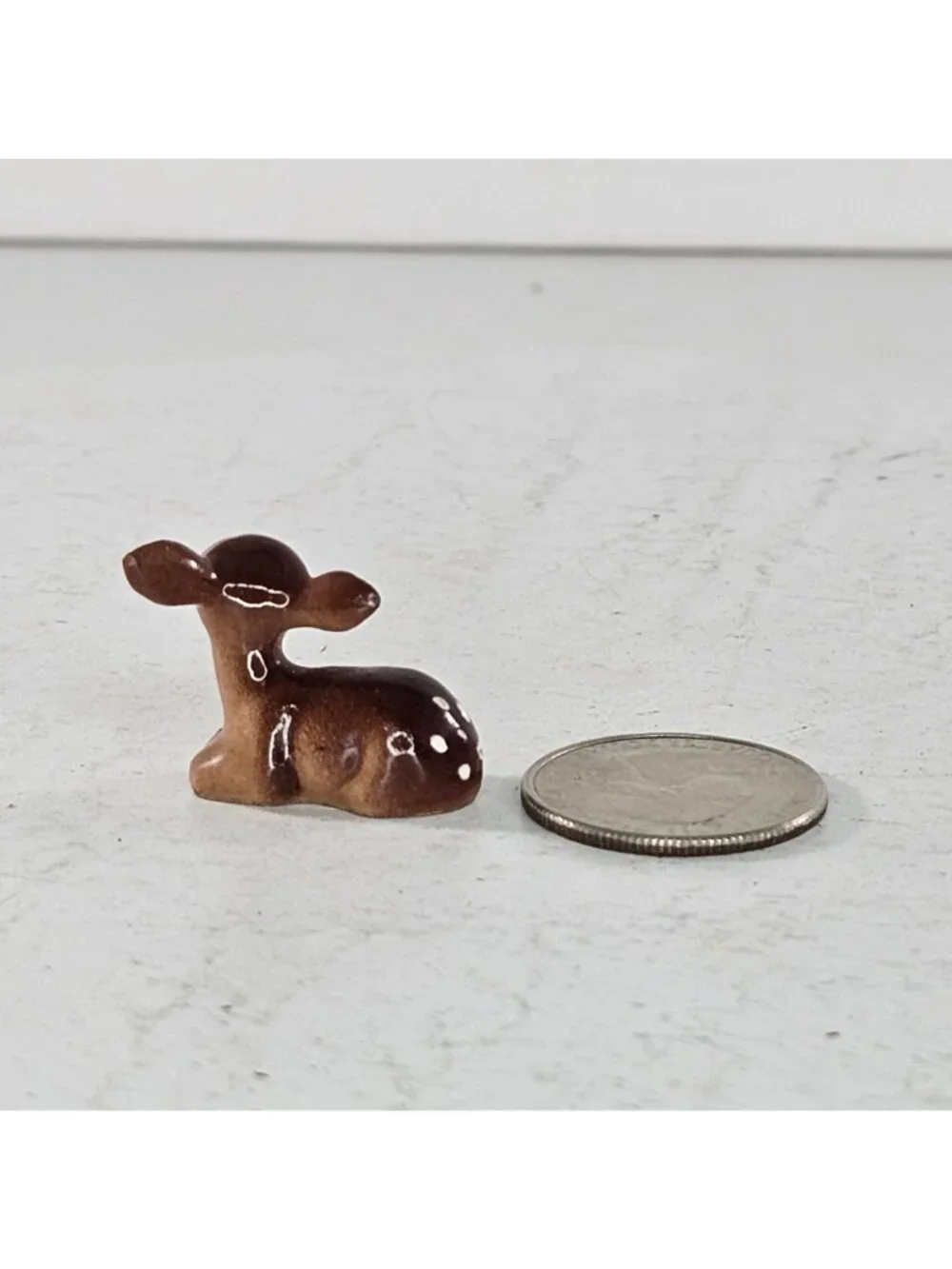 Hagen Renaker Fawn Bay Spotted Deer Lying Down Miniature Figurine
